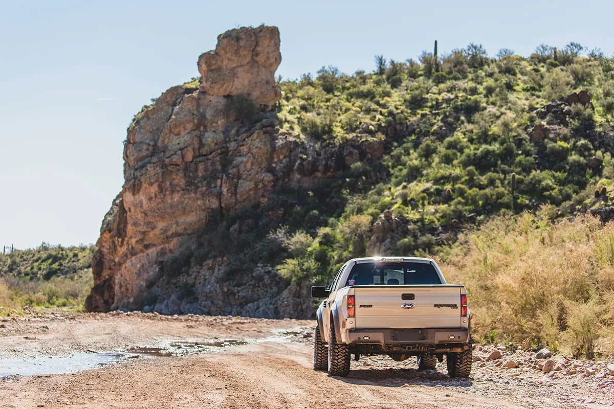 10-14_Ford_Raptor_Fox_Rear_Bypass_30_Shocks_Reservoirs_QAB_Installed_002